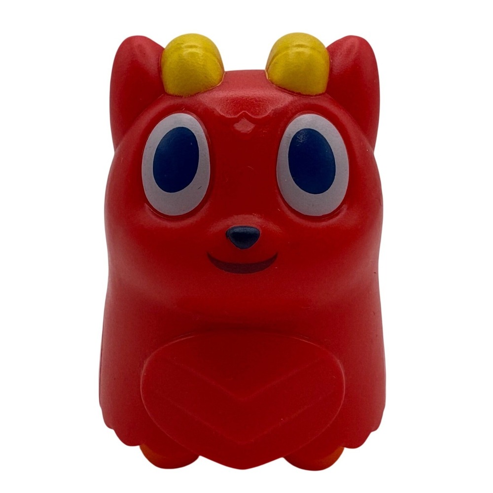 Wendys Strange Pets Dragon Cat Red Toy Figure Collectible Fast Food Premium
